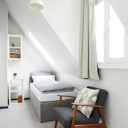 Aparthotel Old Printing House - Modern I I 2 Min Hbf I E-ladesaeule 3*