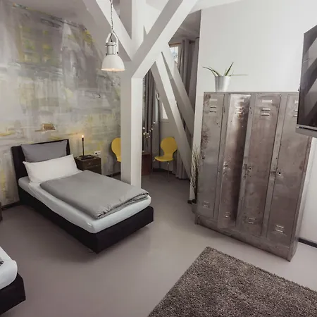 Old Printing House - Modern I I 2 Min Hbf I E-ladesaeule Lejlighedshotel Hannover