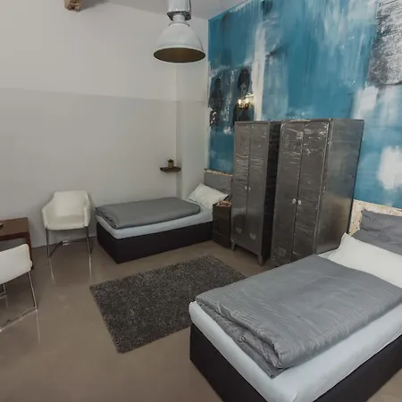 Old Printing House - Modern I I 2 Min Hbf I E-ladesaeule