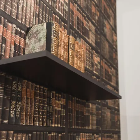 Old Printing House - Modern I I 2 Min Hbf I E-ladesaeule Apart-hotel 4*