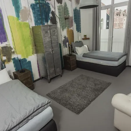 Old Printing House - Modern I I 2 Min Hbf I E-ladesaeule 4*