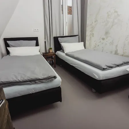 Old Printing House - Modern I I 2 Min Hbf I E-ladesaeule הנובר