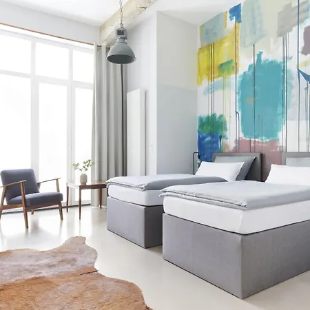 Old Printing House - Modern I I 2 Min Hbf I E-ladesaeule